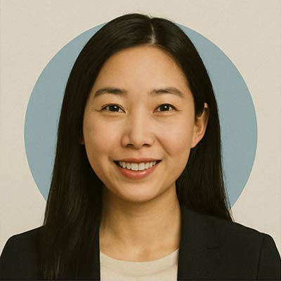 Kim-E Kim E. (CEO & Founder)